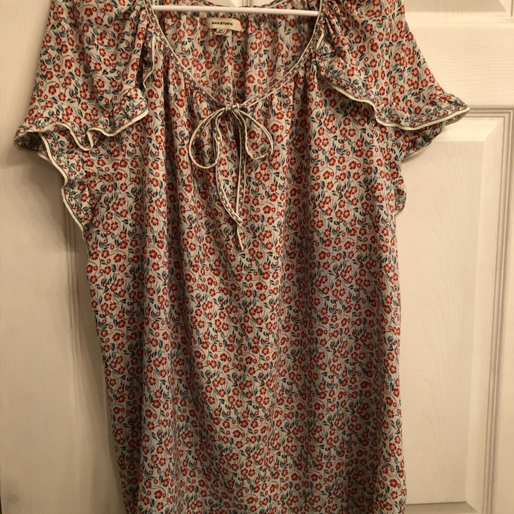 Floral Short Sleeve Blouse